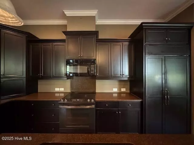Kitchen - 1500 Crows Landing Cir, Wilmington, NC 28403 photo 2 of 2