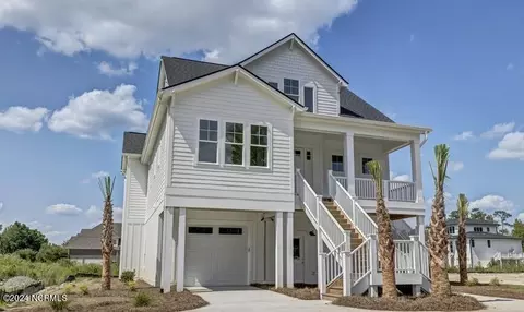 917 Bayshore Dr, Wilmington, NC 28411