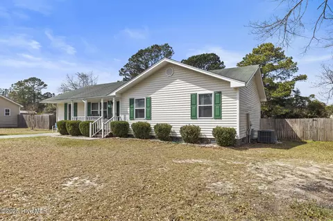 117 Quail Run Dr, Rocky Point, NC 28457