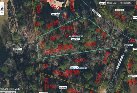 101 Bancroft Ct, West End, NC 27376