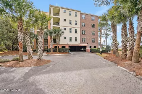 2100 Marsh Grove Ln #2409, Southport, NC 28461