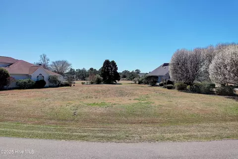 2891 E Lakeview Dr SW, Supply, NC 28462