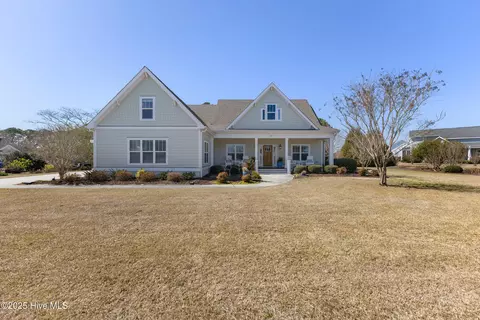 201 Mears Cir, Hampstead, NC 28443