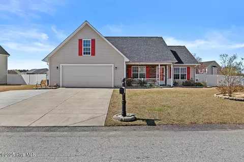 434 Fairfield Cir, Raeford, NC 28376