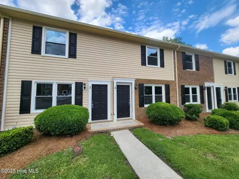 101 David Dr #B3, Greenville, NC 27858