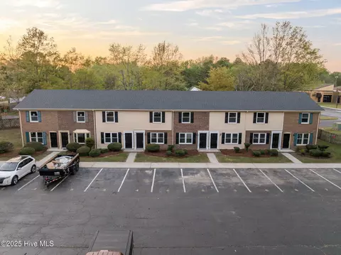101 David Dr #B4, Greenville, NC 27858