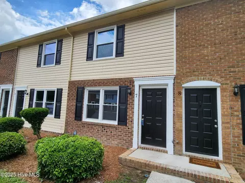 101 David Dr #B7, Greenville, NC 27858