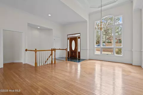 Living - 865 Diamondhead Dr S, Pinehurst, NC 28374 photo 4 of 12