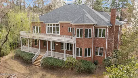 Exterior - 865 Diamondhead Dr S, Pinehurst, NC 28374 photo 2 of 5