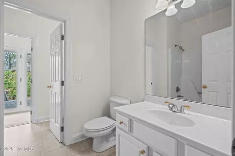 Bath - 865 Diamondhead Dr S, Pinehurst, NC 28374 photo 3 of 3