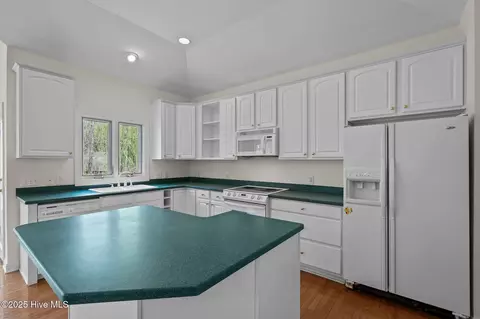 Kitchen - 865 Diamondhead Dr S, Pinehurst, NC 28374 photo 1 of 2