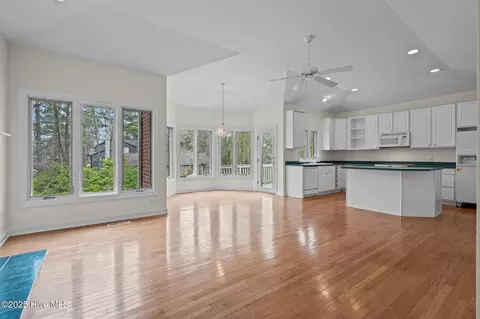 Living - 865 Diamondhead Dr S, Pinehurst, NC 28374 photo 9 of 12