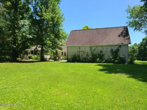 Exterior - 200 Oakmont Dr, Hampstead, NC 28443 photo 9 of 23