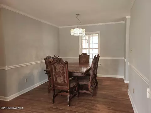 Dining - 200 Oakmont Dr, Hampstead, NC 28443 photo 1 of 6