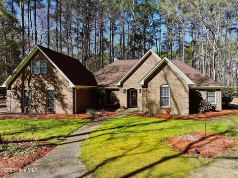 127 Nottaway Dr, Hertford, NC 27944