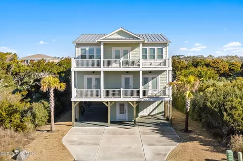 510 W Dolphin Dr, Oak Island, NC 28465