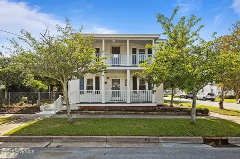 209 N 8th St, Morehead City, NC 28557