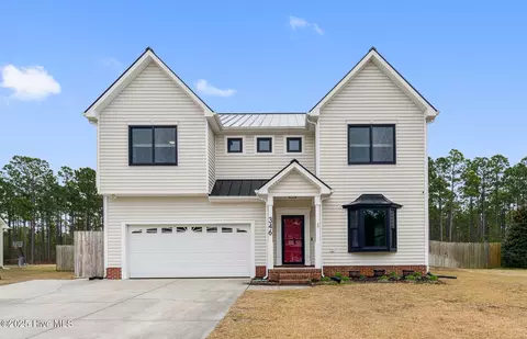 346 Bahia Ln, Cape Carteret, NC 28584