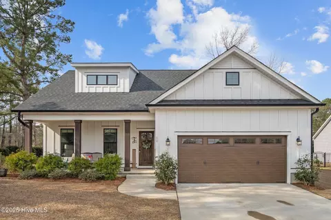 11 Sailview Ct, Hampstead, NC 28443 photo 2