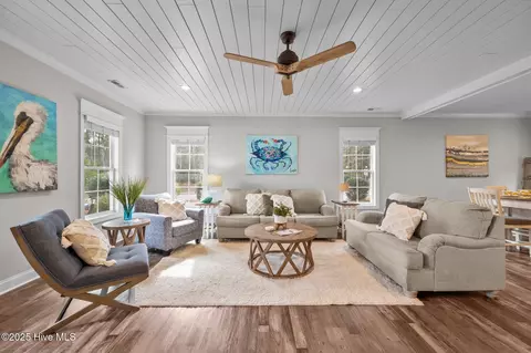 11 Sailview Ct, Hampstead, NC 28443 photo 8