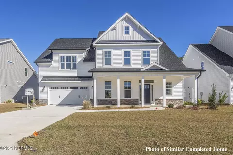 394 Man O War Ln, Hampstead, NC 28443