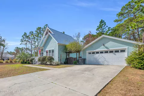 101 Scotar Ct, Hampstead, NC 28443 photo 3