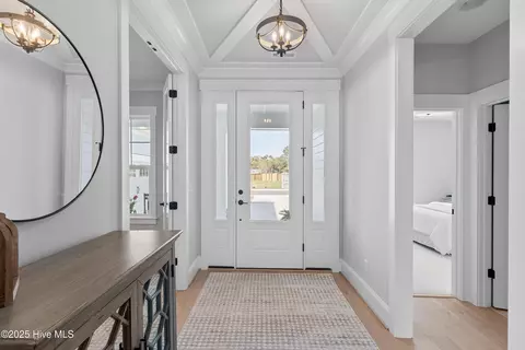 Entry Way - 285 Planters Walk, Hampstead, NC 28443 photo 1 of 4