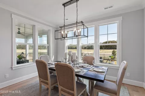 Dining - 285 Planters Walk, Hampstead, NC 28443 photo 1 of 1