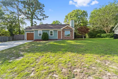 4701 Triplett Way, Wilmington, NC 28409