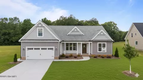 5082 Willows Edge Dr, Sims, NC 27880