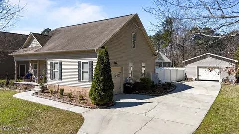 75 Victoria Dr, Chocowinity, NC 27817 photo 4