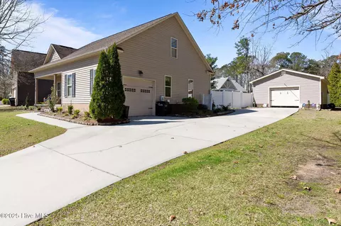 75 Victoria Dr, Chocowinity, NC 27817 photo 3