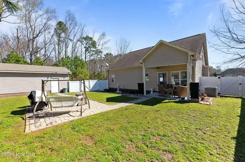 75 Victoria Dr, Chocowinity, NC 27817 photo 9