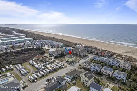 200 Asbury Ave #B, Atlantic Beach, NC 28512