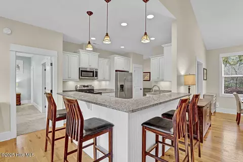 802 Sarah Ln, Hampstead, NC 28443 photo 10