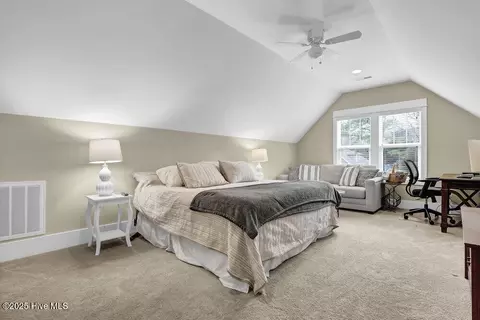 802 Sarah Ln, Hampstead, NC 28443 photo 25
