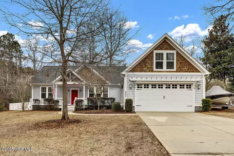 802 Sarah Ln, Hampstead, NC 28443 photo 3