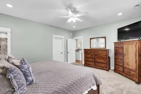 802 Sarah Ln, Hampstead, NC 28443 photo 16
