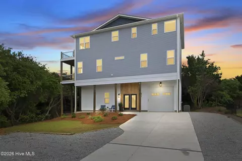1707 Emerald Dr, Emerald Isle, NC 28594