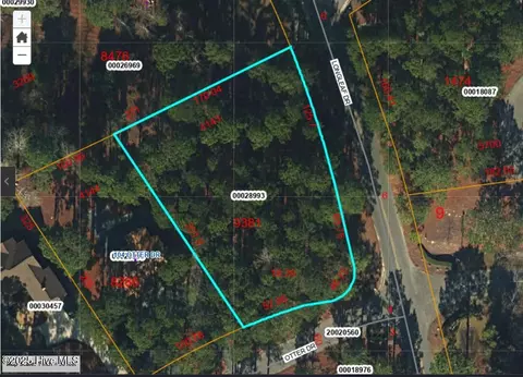 102 Otter Dr, West End, NC 27376