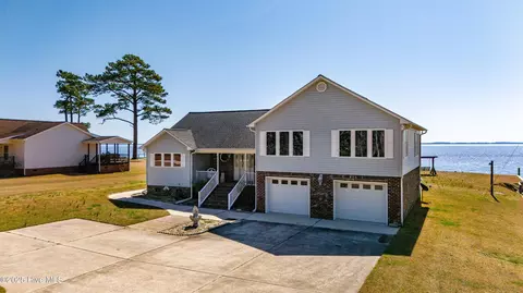3153 Janiero Rd, Arapahoe, NC 28510