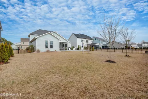 Exterior - 13 Artisan Dr, Hampstead, NC 28443 photo 13 of 24
