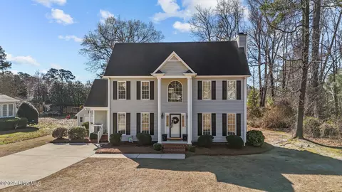2491 Pineridge Dr, Kinston, NC 28504