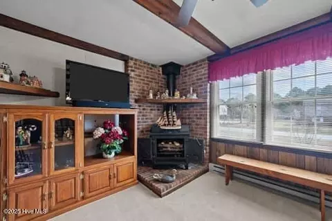 Living - 194 Bay Shore Dr, Chocowinity, NC 27817 photo 3 of 3