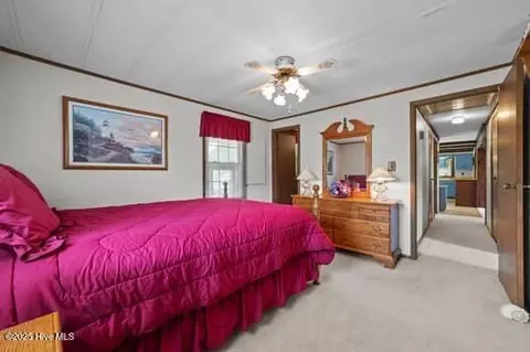 Bedroom - 194 Bay Shore Dr, Chocowinity, NC 27817 photo 2 of 6