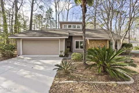 10 Northwest Dr, Carolina Shores, NC 28467