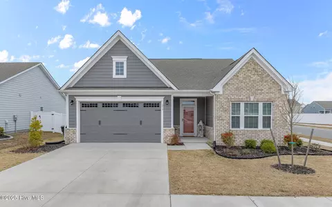 219 Garland St, Moyock, NC 27958
