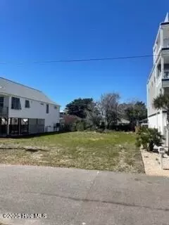 1416 Snapper Ln, Carolina Beach, NC 28428