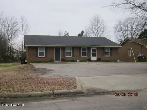 1710 Birchwood Dr SE, Wilson, NC 27893