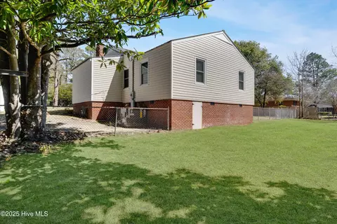 803 Jefferson St, Hamlet, NC 28345 photo 27